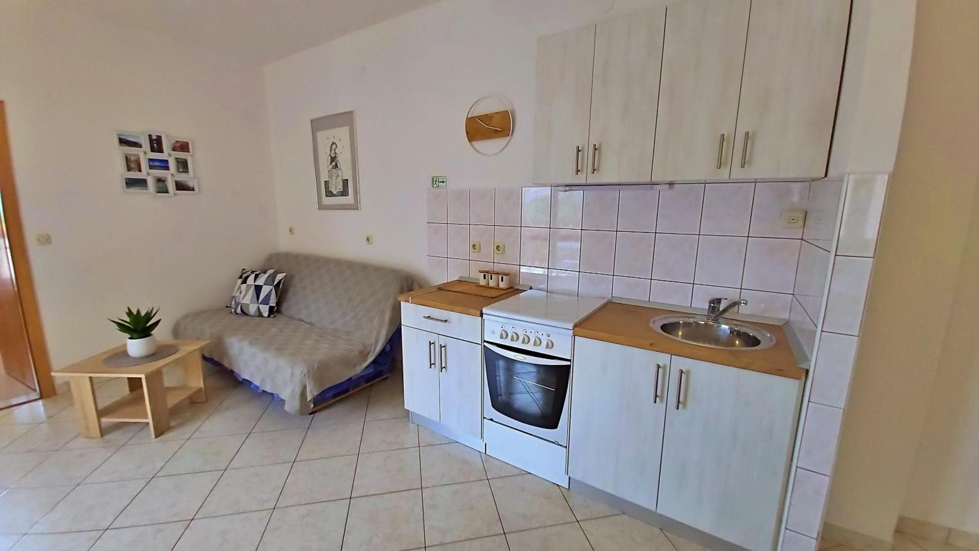 Apartments Zvone Omis Ruang foto