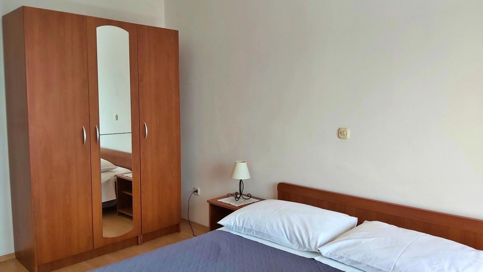 Apartments Zvone Omis Ruang foto