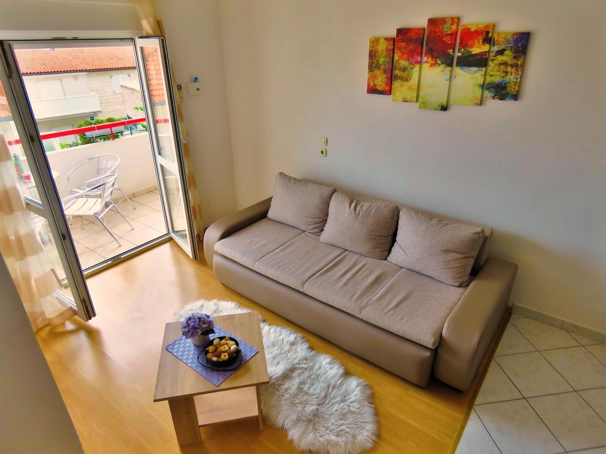 Apartments Zvone Omis Ruang foto