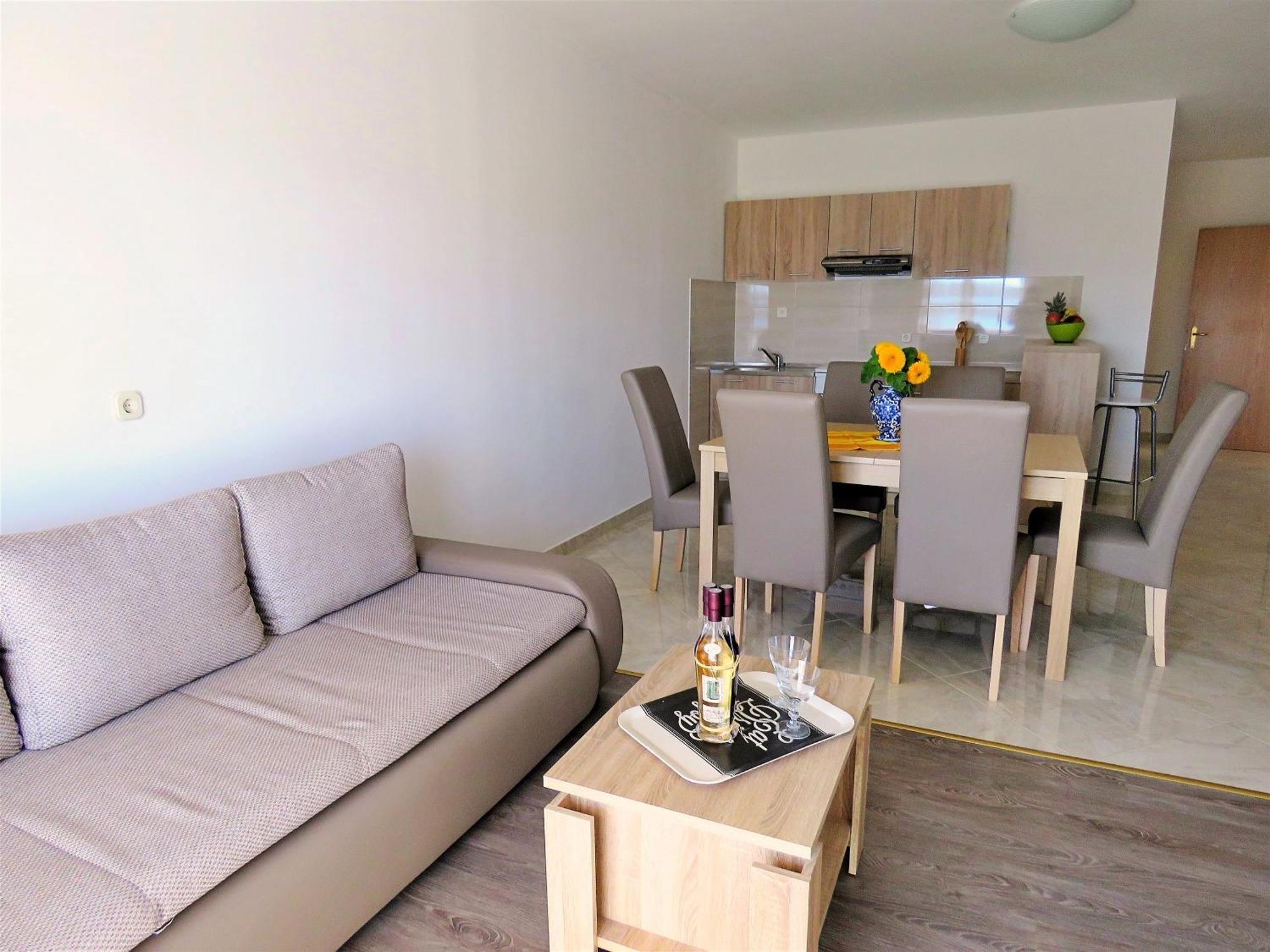 Apartments Zvone Omis Ruang foto