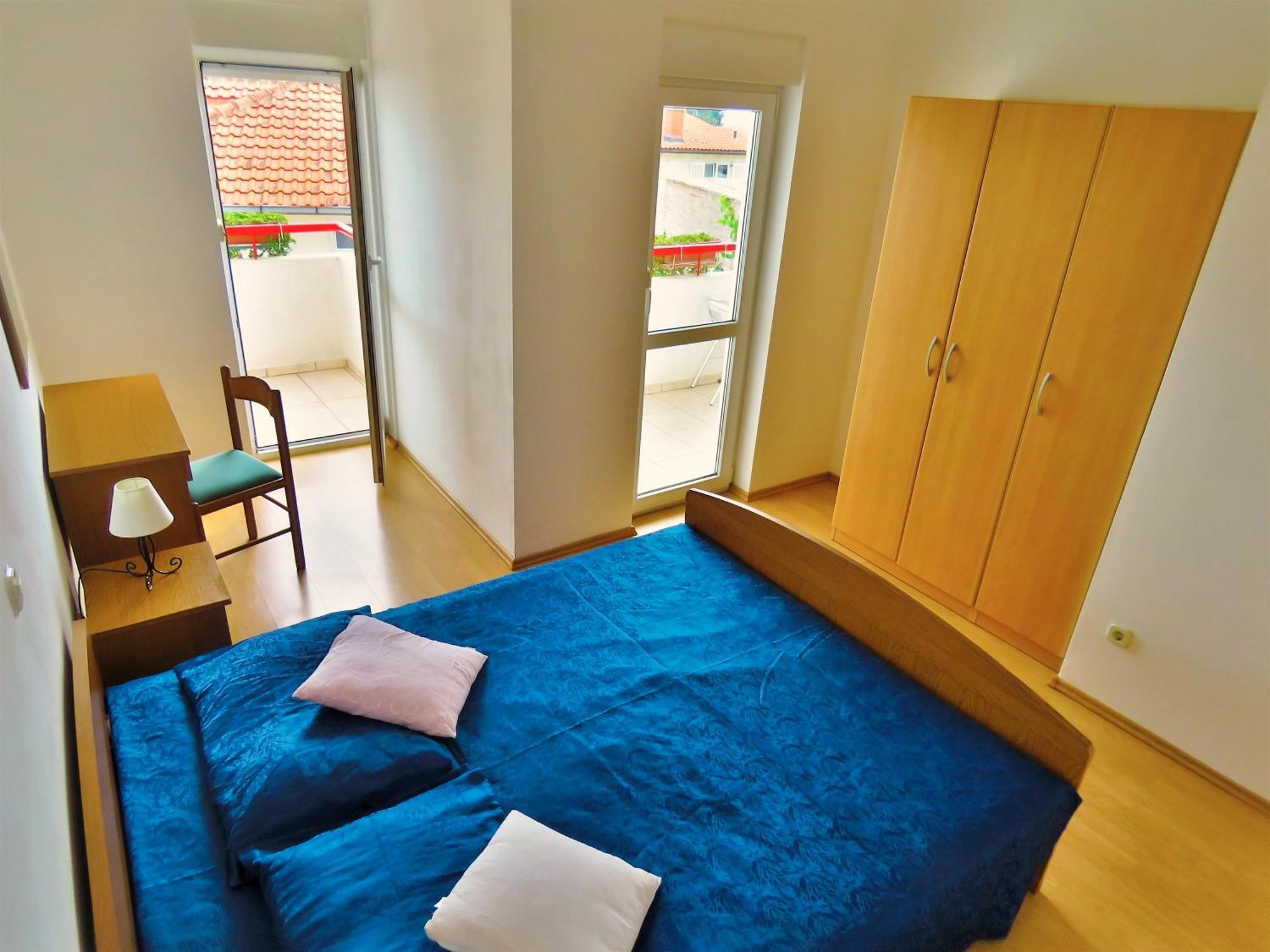 Apartments Zvone Omis Ruang foto